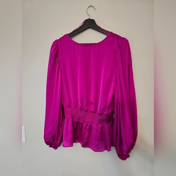 1. State Magenta V-Neck Satin Peplum Blouse - Picture 3 of 3
